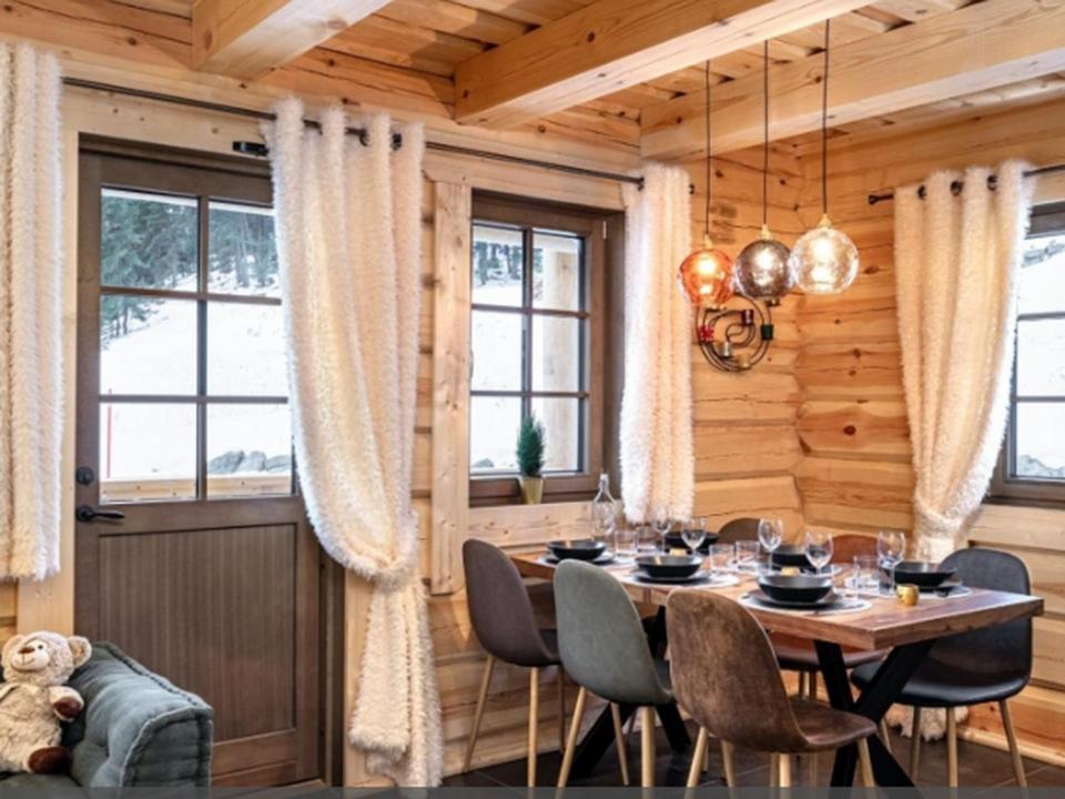 Sunweb - Les Chalets De L'Ecrin Ле-Деволюи Экстерьер фото